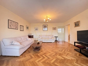 Apartament spatios cu 4 camere si garaj | Spitalul Judetean