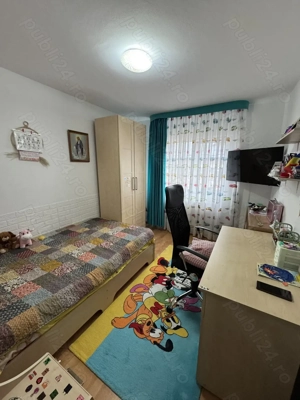 Vand apartament cu 3 camere bloc 1990 - imagine 4