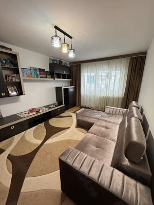 Vand apartament cu 3 camere bloc 1990 - imagine 6