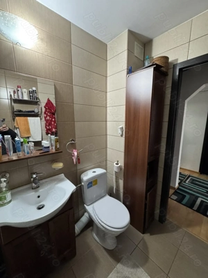 Vand apartament cu 3 camere bloc 1990 - imagine 10
