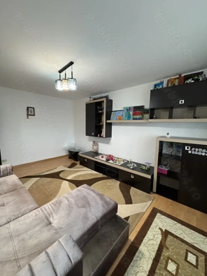 Vand apartament cu 3 camere bloc 1990 - imagine 8