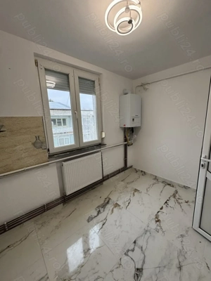 Vand apartament cu 2 camere decomadat zona buna  - imagine 6