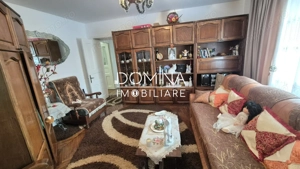 Vânzare proprietate 2 case - teren generos - facilități complete - sat Cârbești - imagine 2