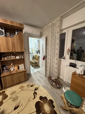 Vand apartament cu 2 camere - imagine 3