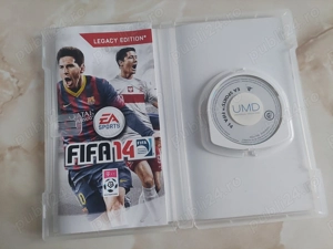[PSP] Vând joc UMD FIFA 14 original PlayStation Portable [poze reale] - imagine 2