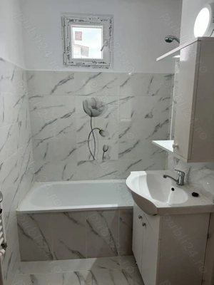 Vand apartament cu 3 camere - imagine 8