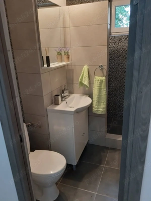 Apartament spațios 3 camere, zona centrala , Poli 2 - imagine 5