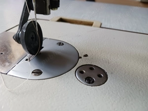 Masina de cusut  cu rotita  piele tapiterie  - imagine 2