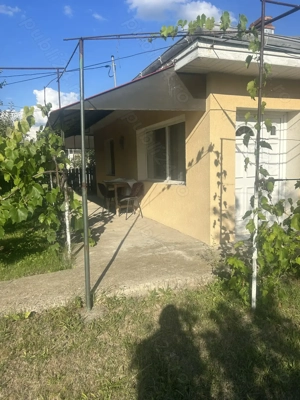 Vand casa in Cordun zona buna 