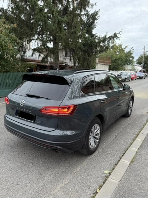 Volkswagen Touareg 3.0 TDI 286CP 2020 - imagine 3