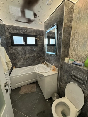 Vand apartament renovat modern - imagine 3