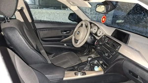 BMW seria 3 F30 2012 august - imagine 7