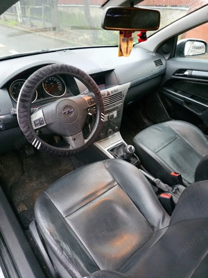 Opel Astra GTC 2006 1.7cdti Sport - imagine 8