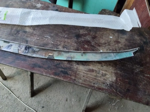 Vând grilă față de Logan 2010 - imagine 2