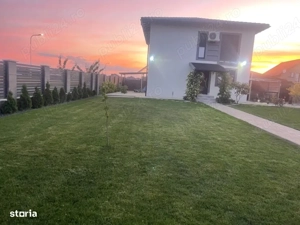 VAND CASA INDIVIDUALA PREMIUM,panouri fotovoltaice,complet mobilata in com.Sacalaz,loc Beregsau Mare