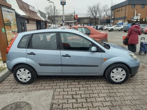 Ford fiesta benzina 13 fab 2008 preț 1850 euro tel  