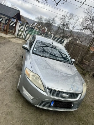 Vând Ford Mondeo