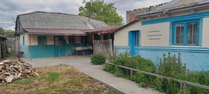 Vând casă bătrânească și teren  - imagine 2