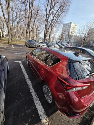 Toyota Auris Hibrid 1.8L - pret usor negociabil - imagine 3