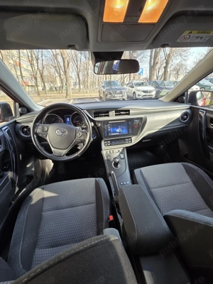 Toyota Auris Hibrid 1.8L - pret usor negociabil - imagine 4