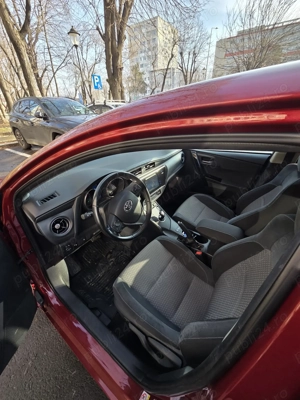 Toyota Auris Hibrid 1.8L - pret usor negociabil - imagine 7