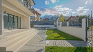 Casă / Vilă cu 5 camere de vânzare în zona Bunloc - imagine 5