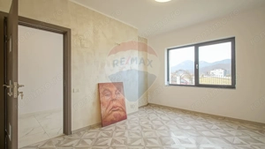 Casă / Vilă cu 5 camere de vânzare în zona Bunloc - imagine 13