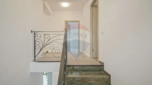 Casă / Vilă cu 5 camere de vânzare în zona Bunloc - imagine 15