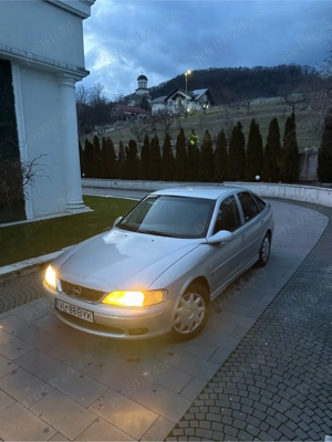 2001 Opel Vectra B 1.6i Facelift Mașina Bună, Proprietar, Fiscal - imagine 3
