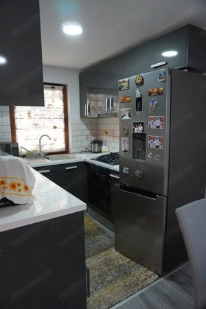 Casă cu 5 camere de vânzare, str. Dragoș Vodă - imagine 18