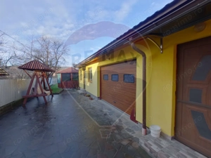 Casă cu 5 camere de vânzare, str. Dragoș Vodă - imagine 13