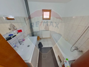 Casă cu 5 camere de vânzare, str. Dragoș Vodă - imagine 12