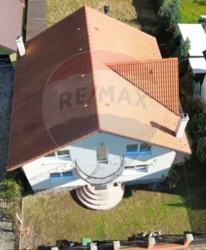 Casă / Vilă cu 5 camere de vânzare in Harman, Brasov - imagine 6