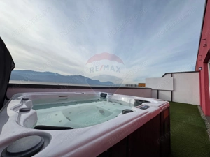 Penthouse Exclusiv-Vedere Superbă spre Munți, de INCHIRIAT