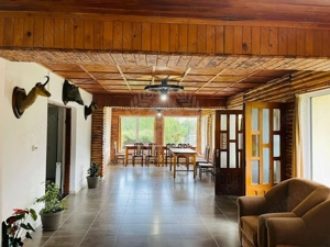 PENSIUNE //VALEA DOFTANEI