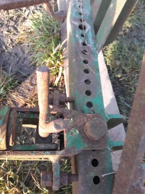 plug tractoras  - imagine 3