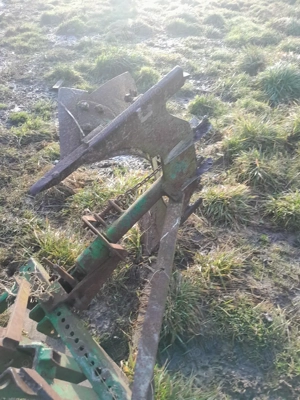 plug tractoras  - imagine 2