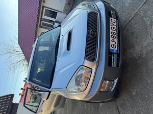 Vând Toyota Rav-4 - imagine 2