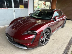 Porsche Taycan 4S CT - an 2022 - 571 CP - TVA deductibil - imagine 2