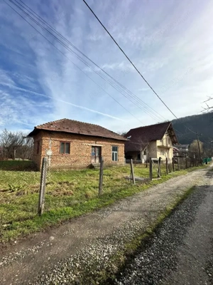 Casă spațioasă cu anexă și teren 550 mp – Goranu, Râmnicu Vâlcea