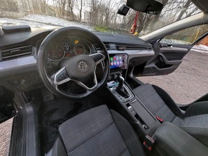 Vând Volkswagen Passat 2020