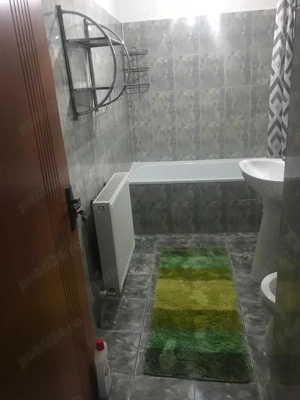 Apartament 2 camere   Zona Nord - Mansarda -   Ramnicu Valcea   - imagine 3