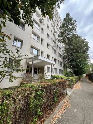 Spatios Metrou Dristor 350 metri