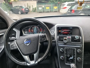 Volvo xc60  - imagine 4