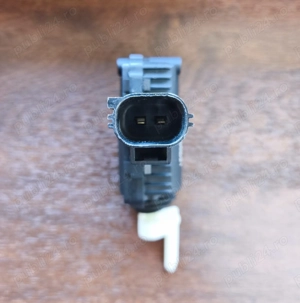 Motoras blocare usita rezervor - imagine 3