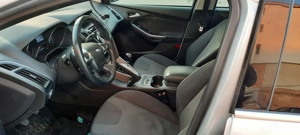 Vind Ford Focus mk lll 1.6 ecoboost 150cp benzină 2011 bine intretinut ,5800 eur neg .tel   - imagine 10