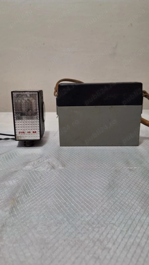 BLIT  ELECTRONIC  PHIL-11 M -- sursa de alimentare si iluminator 