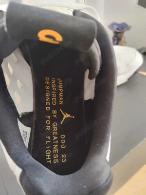 Pantofi sport din gama Jordan - Nike