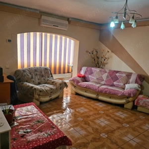 Apartament cu 3 camere   zona Brosteni   Colegiu   etaj 3 din 4   cu imbunatatiri  - imagine 3