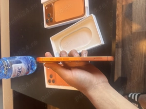 Vând două iPhone 17 pro Max fake  - imagine 3